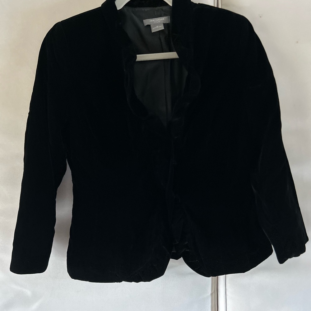 Ann Taylor Elegant Black Velvet Blazer